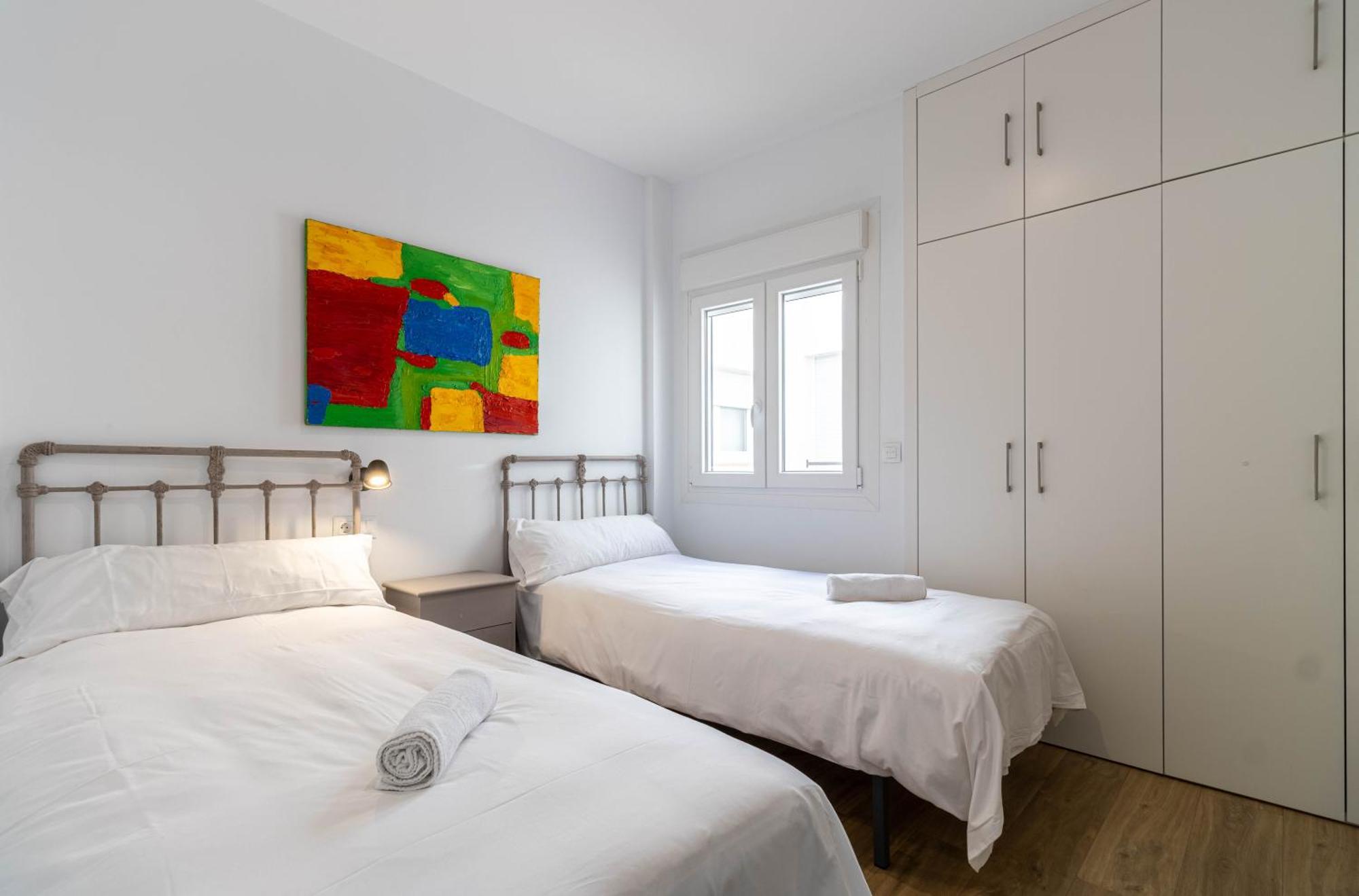 Apartamento Sepulveda, Moderno Apartamento By Outin Sevilla